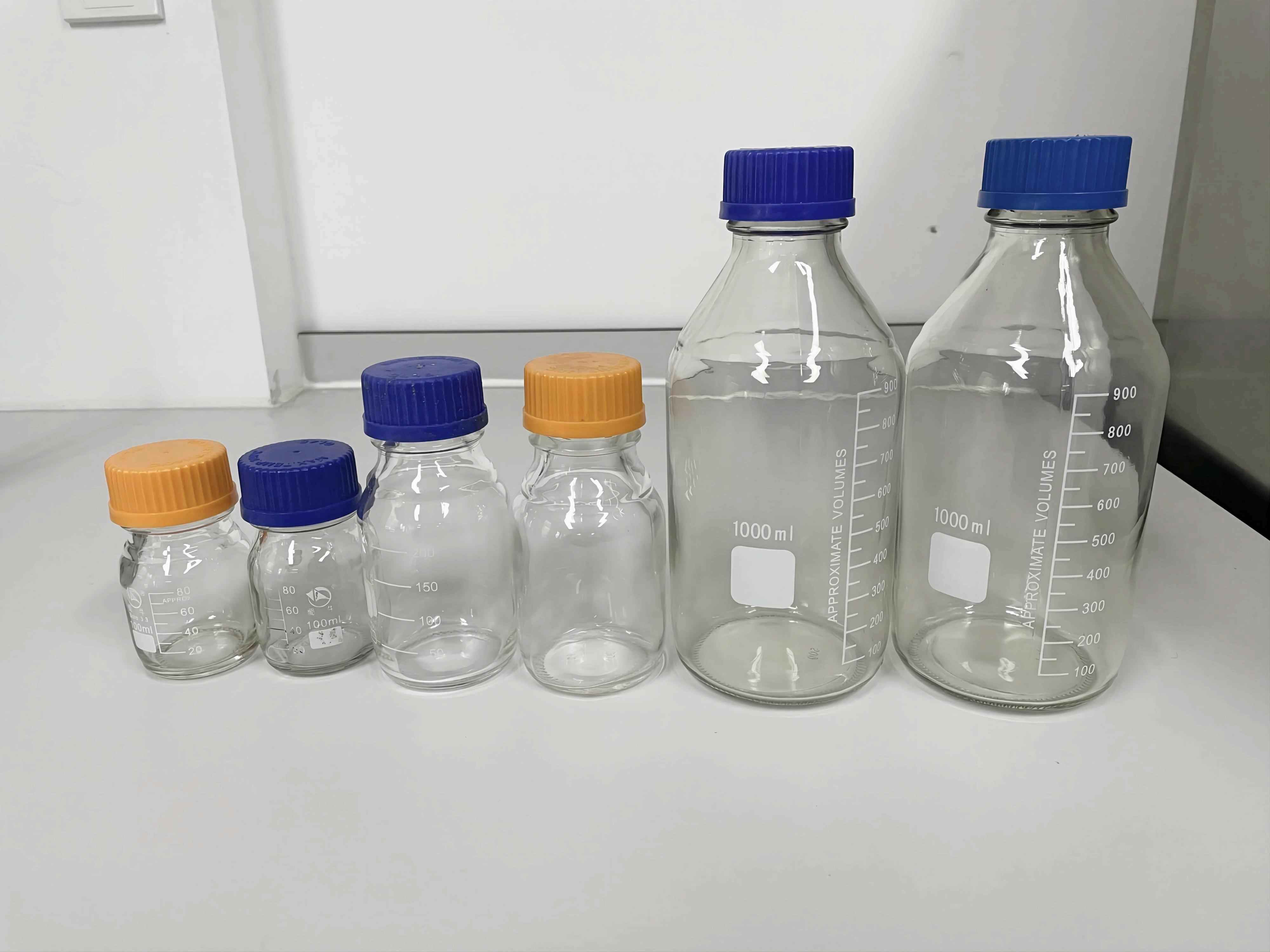 喜瓶者洗瓶機是如何清洗藍蓋瓶的？